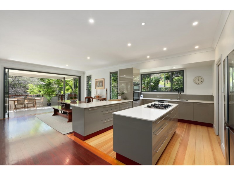 1 Suncrest Avenue, Newport NSW 2106