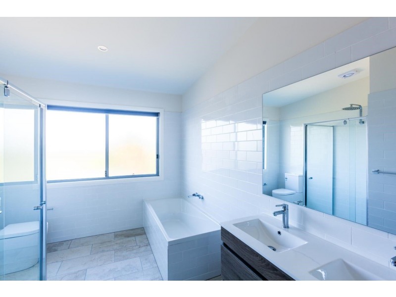 53A & 53B Waterview Street, Mona Vale NSW 2103