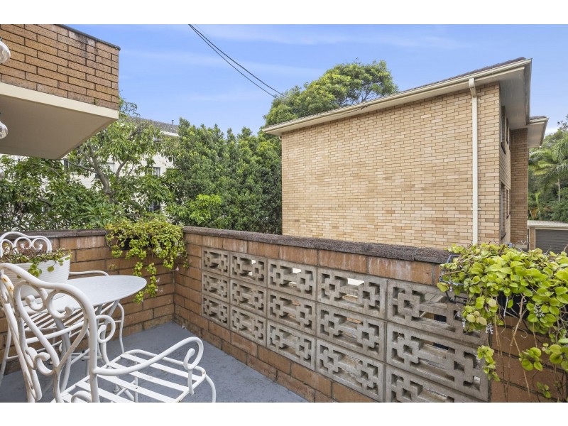 1/16 Clarke Street, Narrabeen NSW 2101