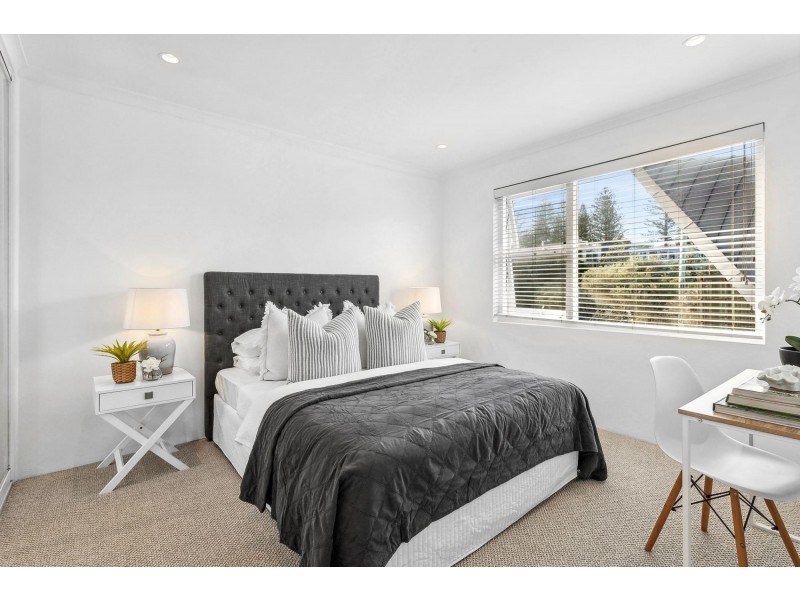 8/37 Surfview Road, Mona Vale NSW 2103