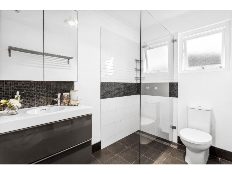 8/37 Surfview Road, Mona Vale NSW 2103