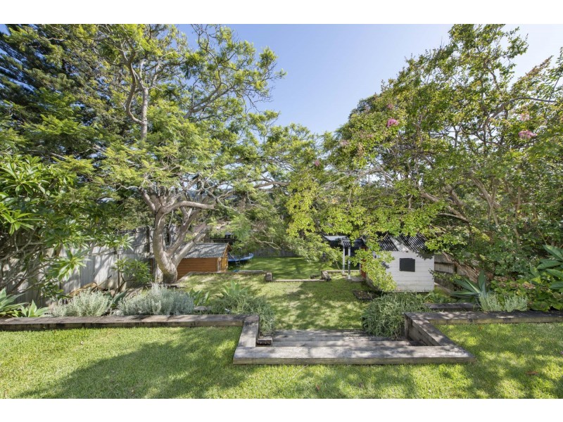 24 The Avenue, Newport NSW 2106