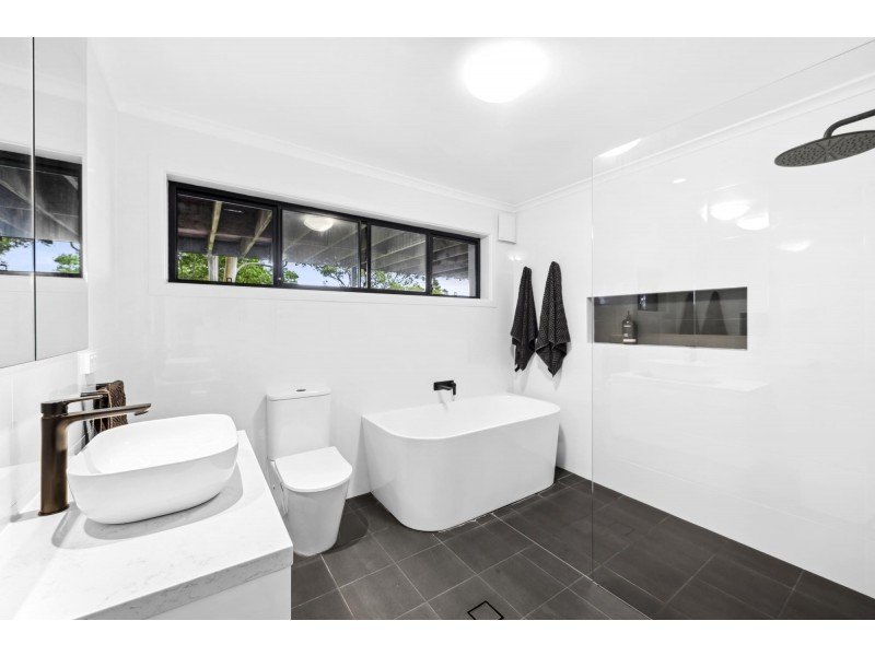 36 Carefree Road, North Narrabeen NSW 2101