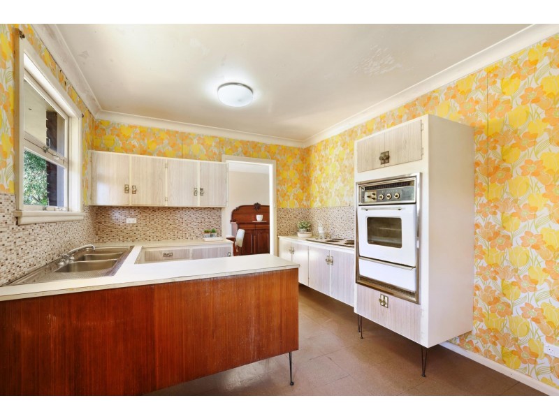 1 Rathowen Parade, Killarney Heights NSW 2087