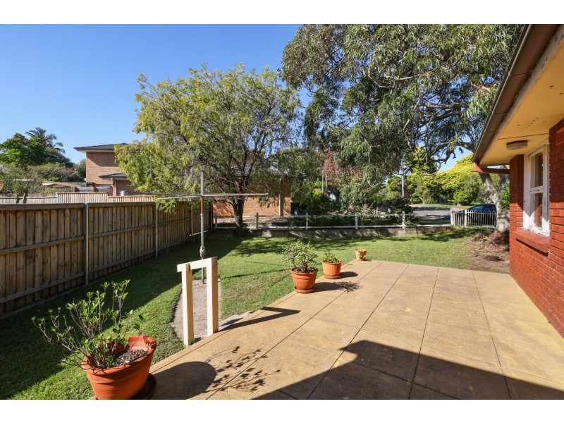 1 Rathowen Parade, Killarney Heights NSW 2087