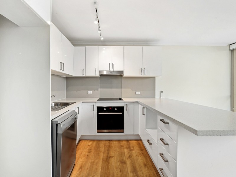 4/19 Surfview Road, Mona Vale NSW 2103