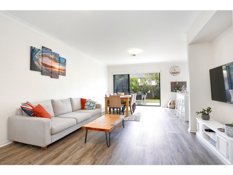 2/12-14 Angophora Circuit, Warriewood NSW 2102
