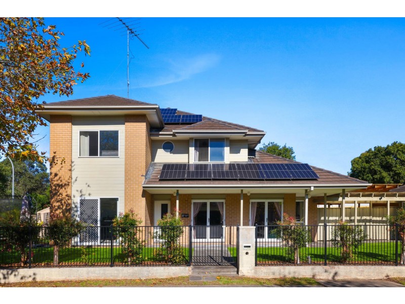 2 Mahogany Boulevard, Warriewood NSW 2102