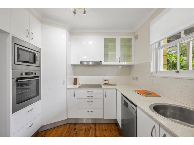 2/58 Golf Avenue, Mona Vale NSW 2103