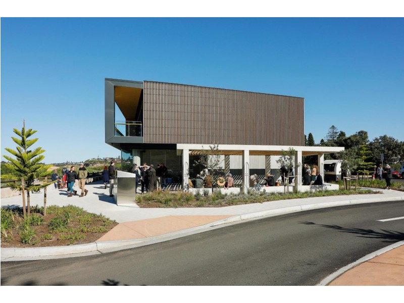 2/58 Golf Avenue, Mona Vale NSW 2103