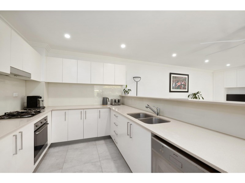 10/16-18 Frazer Street, Collaroy NSW 2097