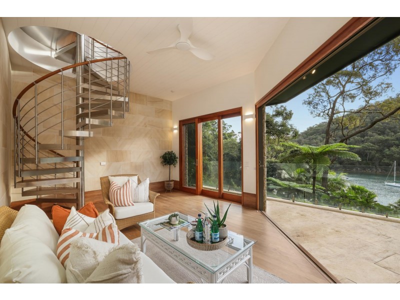 156 McCarrs Creek Road, Church Point NSW 2105