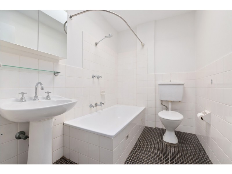 25/14 Waratah Street, Mona Vale NSW 2103