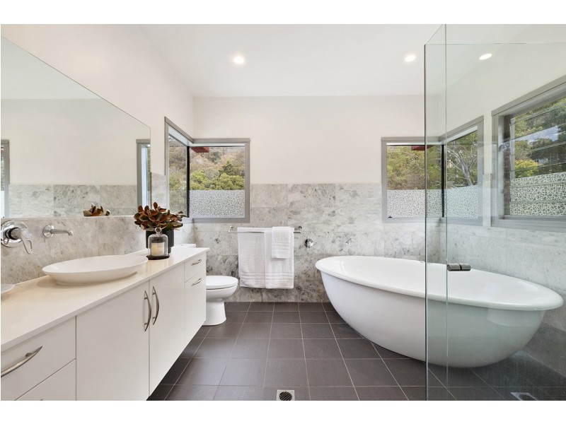 6 Bakers Road, Church Point NSW 2105