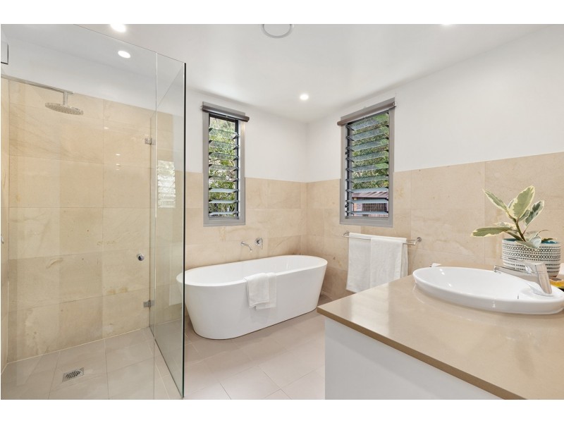 6 Bakers Road, Church Point NSW 2105