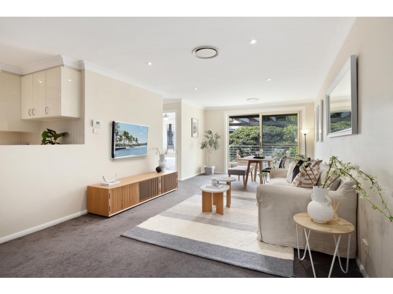 5/2 Fantail Avenue, Warriewood NSW 2102