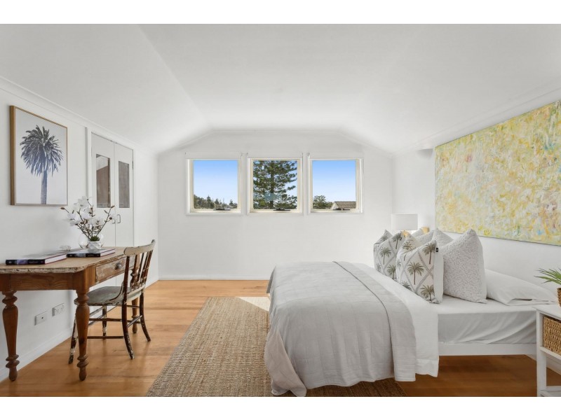 146 Barrenjoey Road, Newport NSW 2106