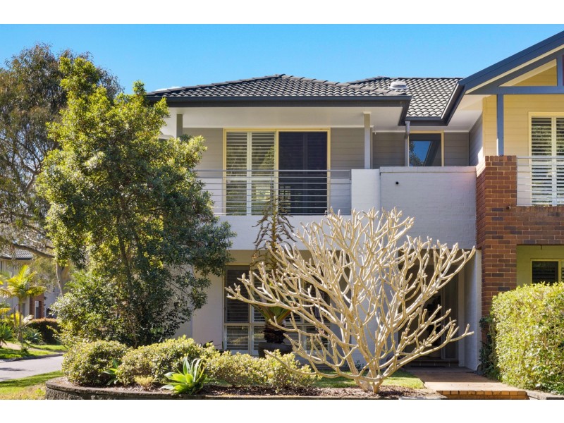 52 Honeyeater Grove, Warriewood NSW 2102