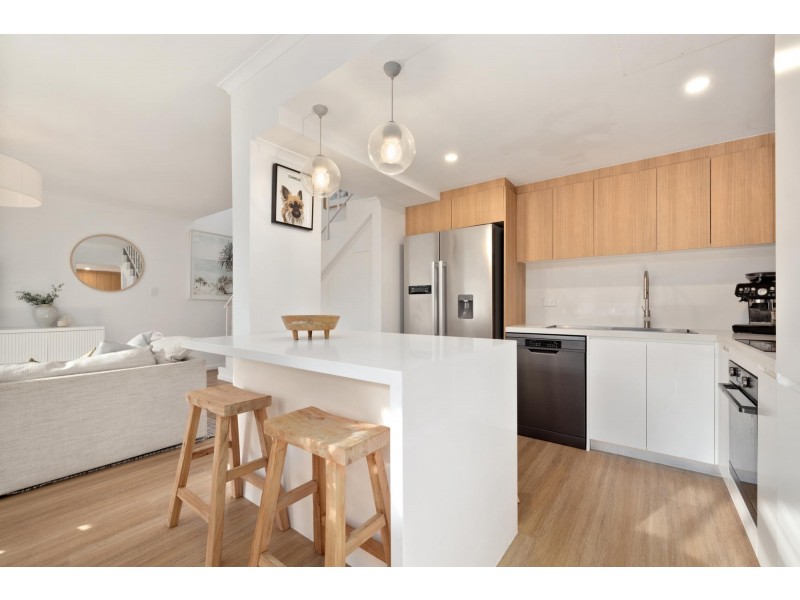 52/2 Forest Road, Warriewood NSW 2102