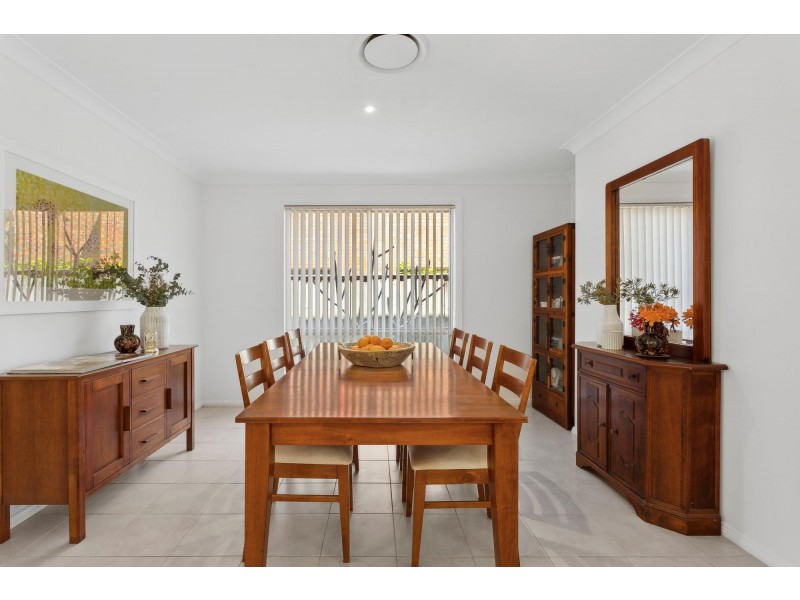 18 Valley View Circuit, Warriewood NSW 2102