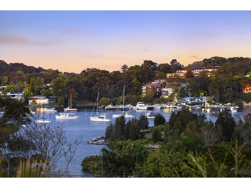 9 Roches Avenue, Bayview NSW 2104