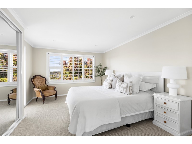 9 Roches Avenue, Bayview NSW 2104