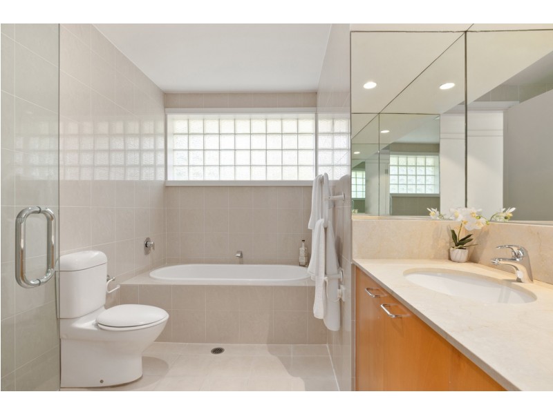 2137 Pittwater Road, Church Point NSW 2105