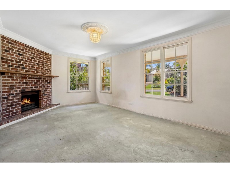 16 Bangalow Avenue, Mona Vale NSW 2103