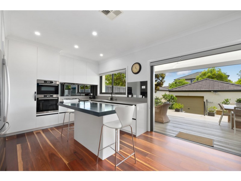 24 Honeyeater Grove, Warriewood NSW 2102