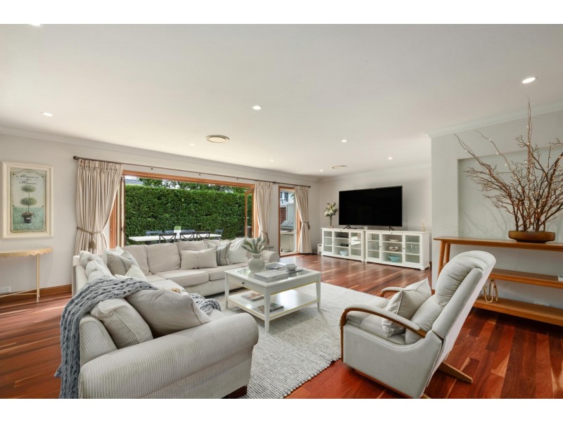 7 Eucalyptus Place, Warriewood NSW 2102