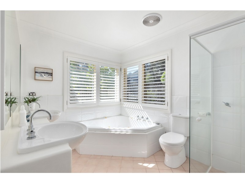 1935 Pittwater Road, Bayview NSW 2104