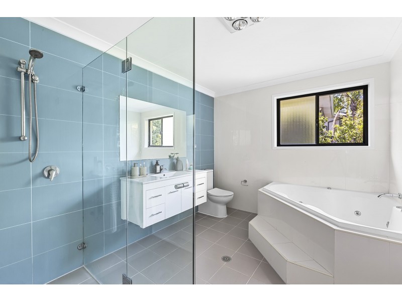 6 Gerroa Avenue, Bayview NSW 2104