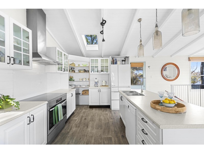 93 Florence Terrace, Scotland Island NSW 2105