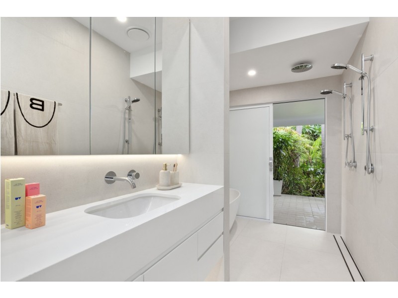 8 Fermoy Avenue, Bayview NSW 2104