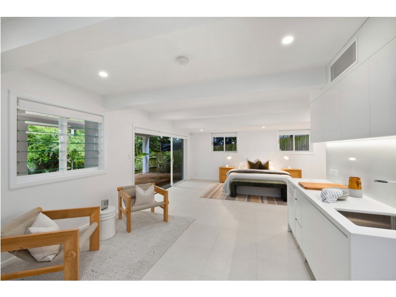 8 Fermoy Avenue, Bayview NSW 2104