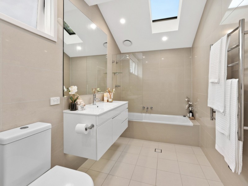 11 Jacquelene Close, Bayview NSW 2104