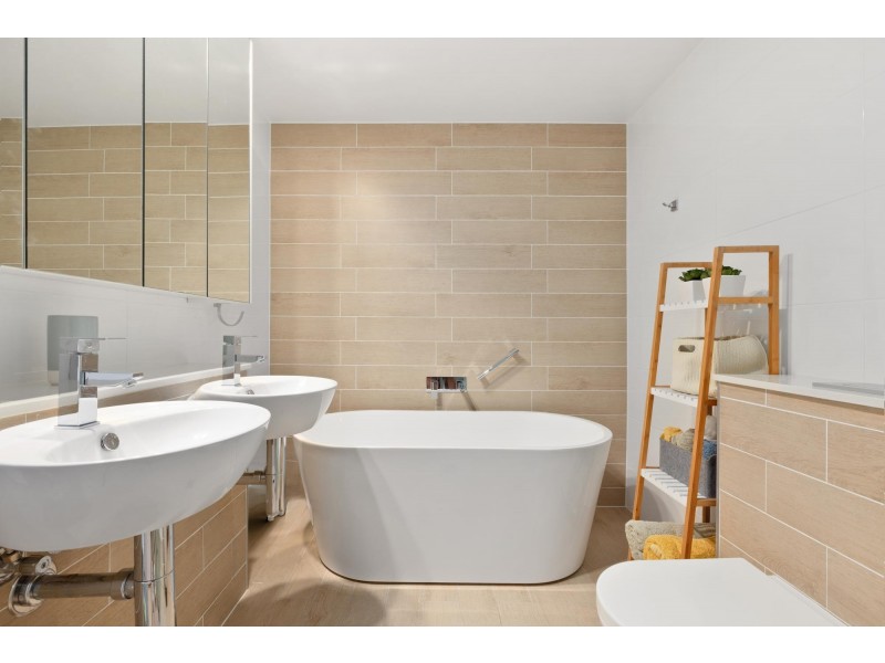 233/6 Firetail Drive, Warriewood NSW 2102