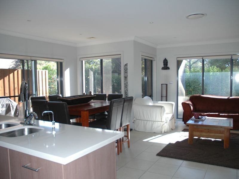 57 Kingfisher Way, Warriewood NSW 2102