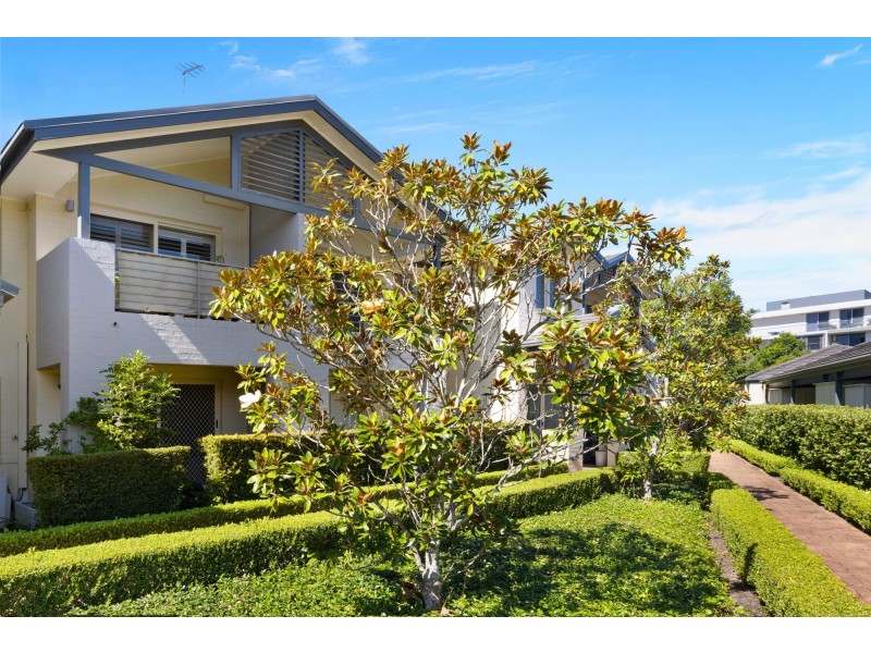 8/3 Possum Way, Warriewood NSW 2102