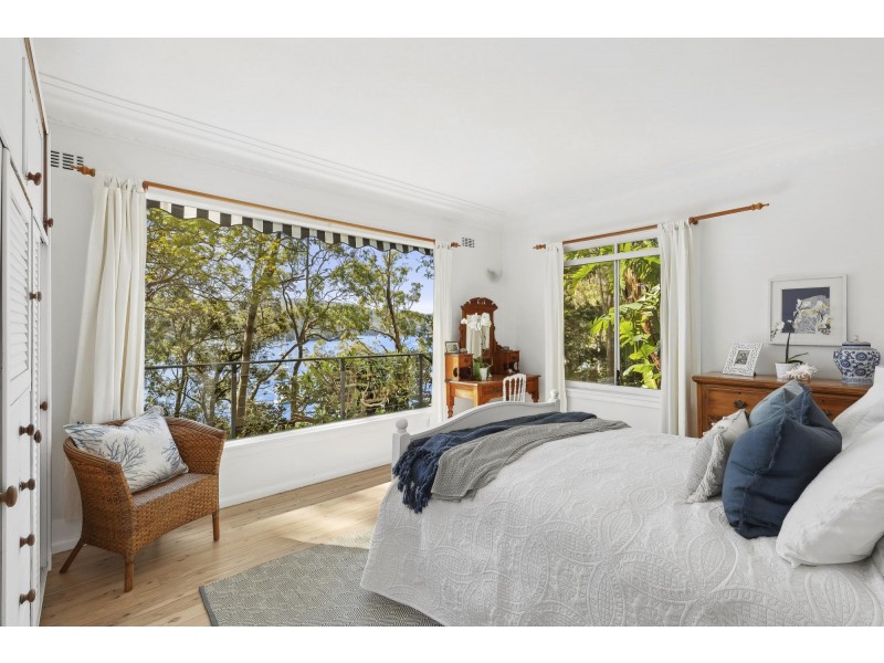 5 McCarrs Creek Road, Church Point NSW 2105