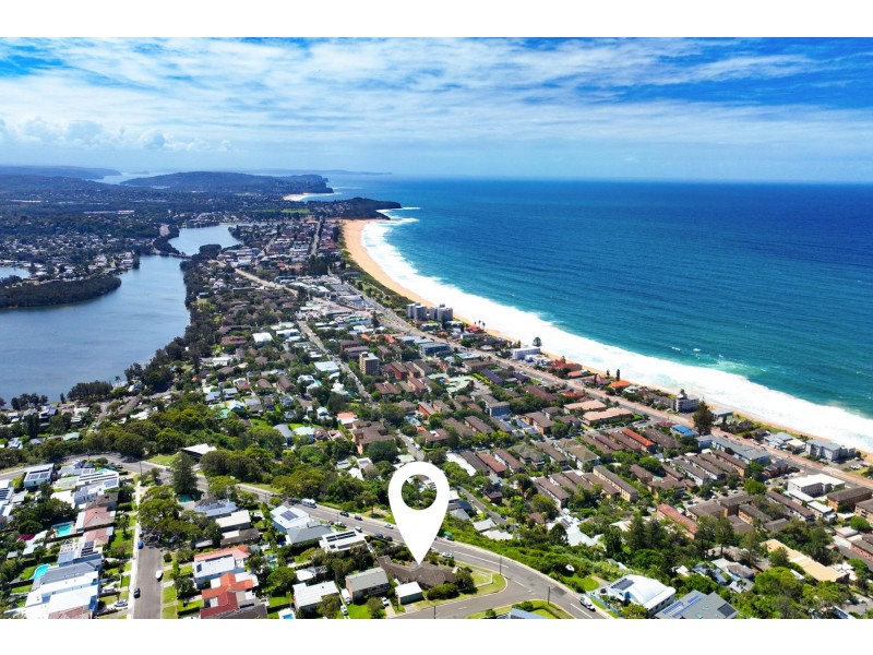 52 Edgecliffe Boulevard, Collaroy Plateau NSW 2097