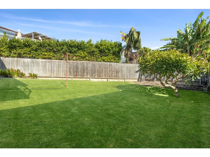 1 Peal Place, Warriewood NSW 2102