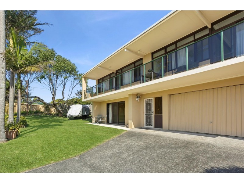 1 Peal Place, Warriewood NSW 2102