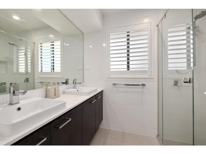 9 Cherry Lane, Warriewood NSW 2102