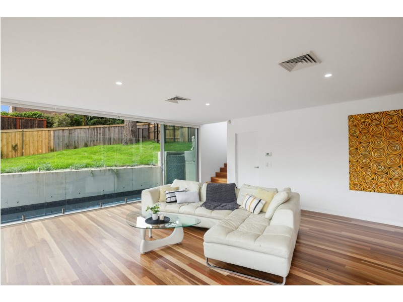 22 Whipbird Circuit, Mona Vale NSW 2103