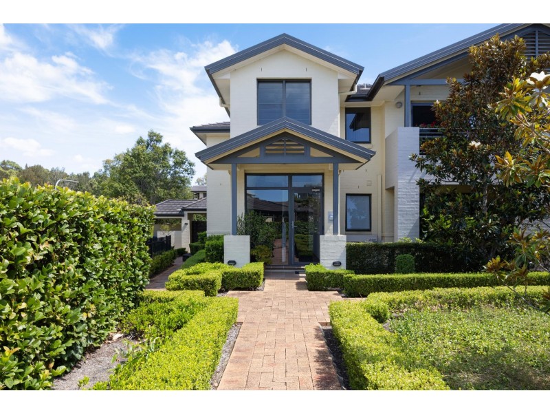 4/3 Fantail Avenue, Warriewood NSW 2102