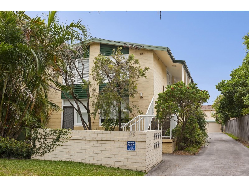2/25 Seabeach Avenue, Mona Vale NSW 2103