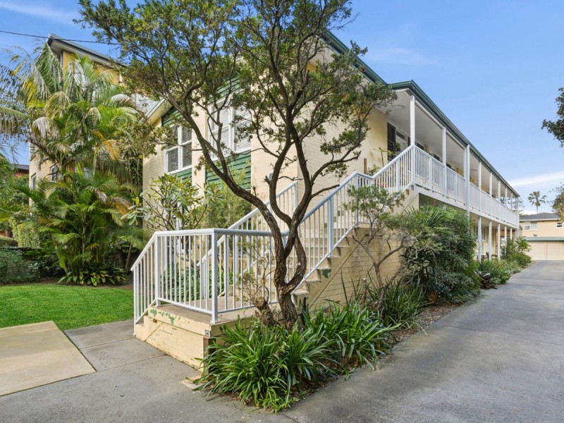 2/25 Seabeach Avenue, Mona Vale NSW 2103