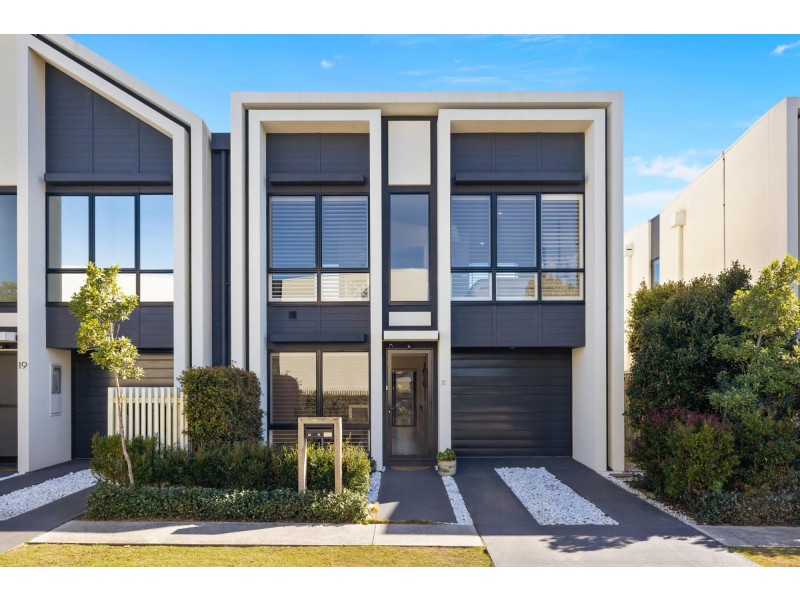21 Chambers Circuit, Warriewood NSW 2102