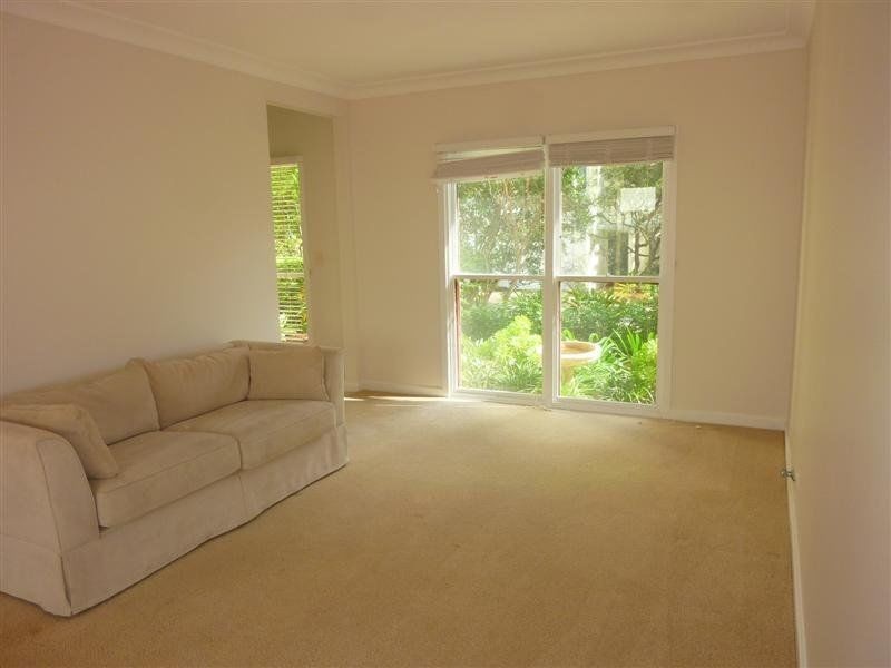 20 SOUTHBOURNE WAY, Mona Vale NSW 2103